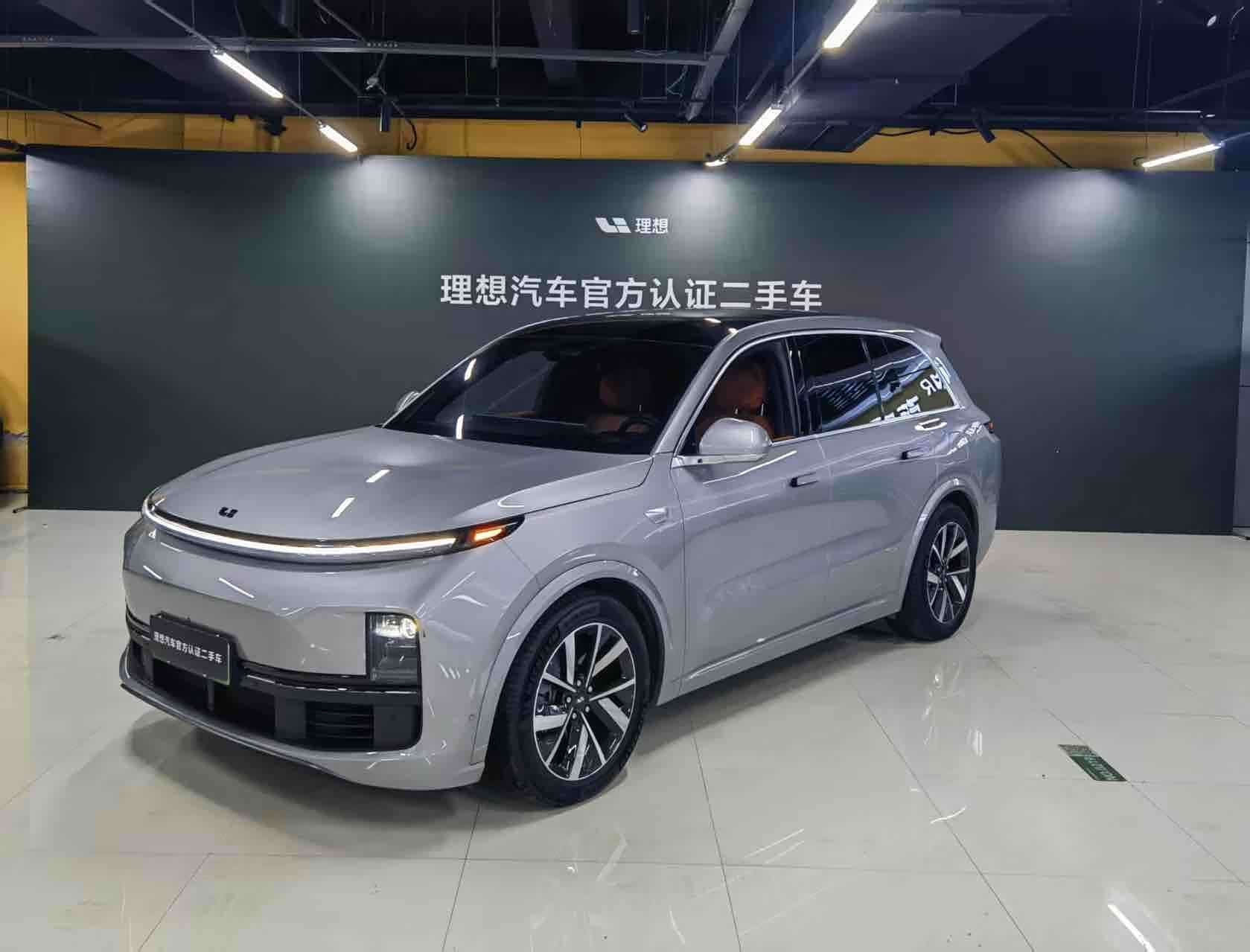 LiXiang L8