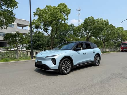NIO ES6