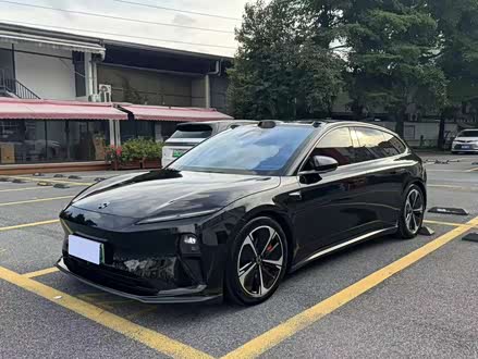 NIO ET5T