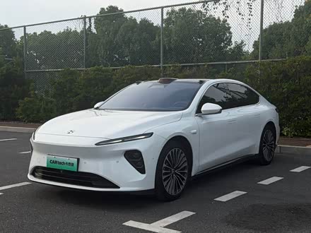 NIO ET7