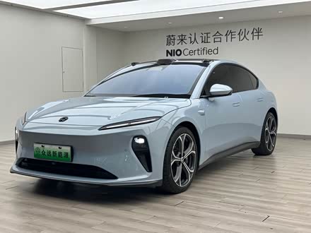 NIO ET5