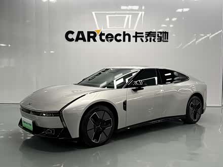 Xpeng P7