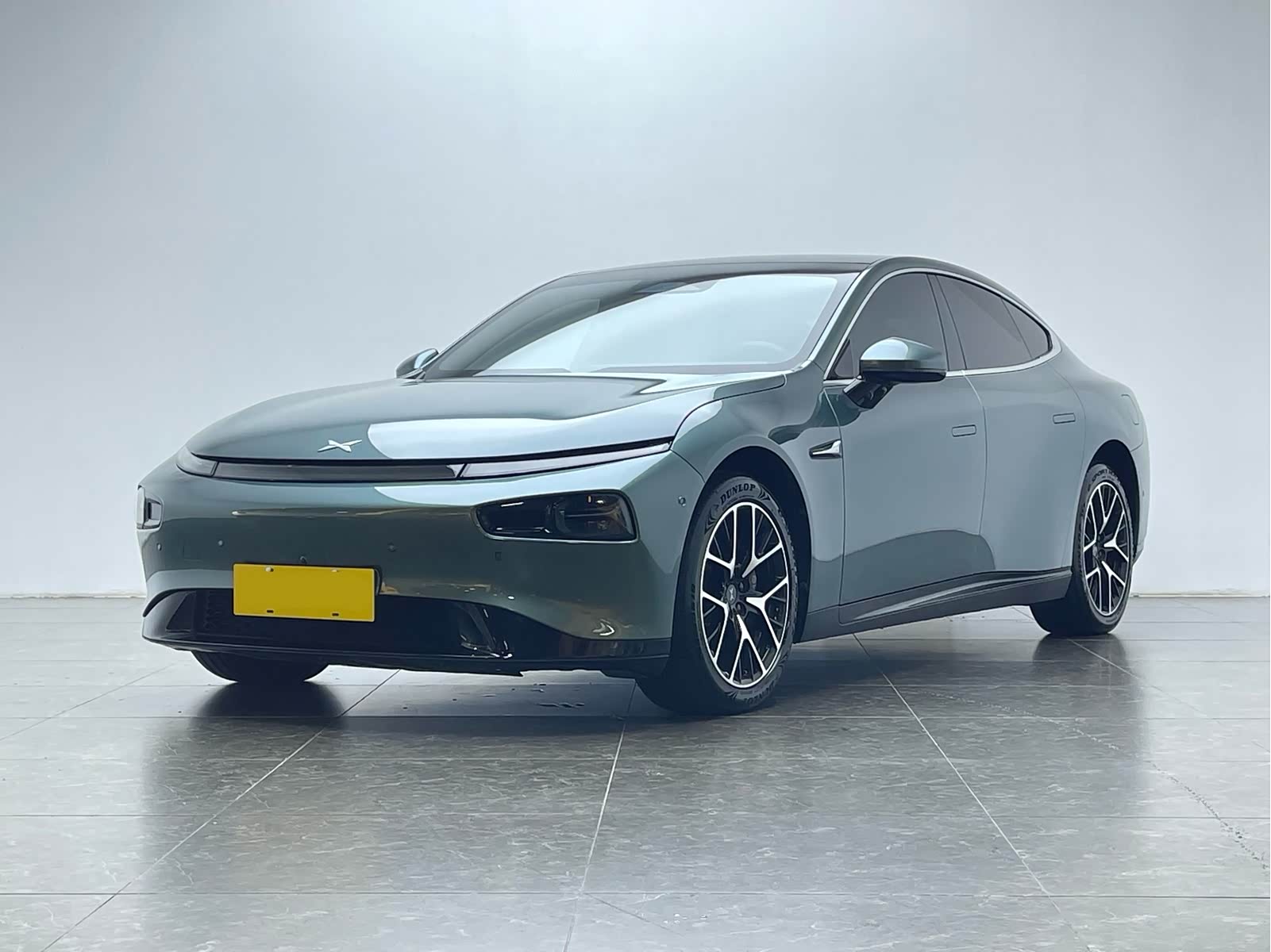 Xpeng P7