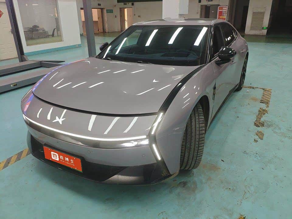 Xpeng P7