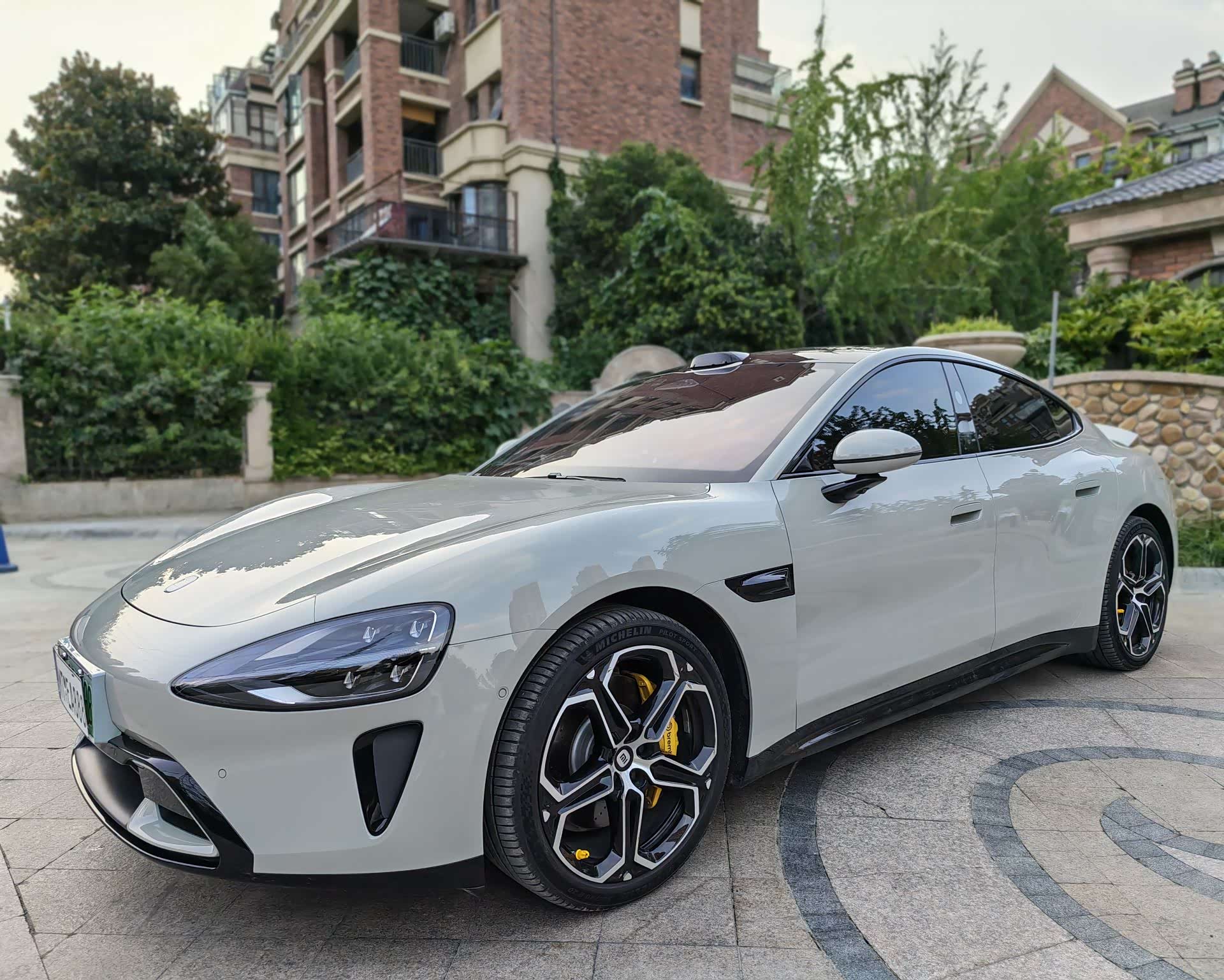 Xiaomi SU7