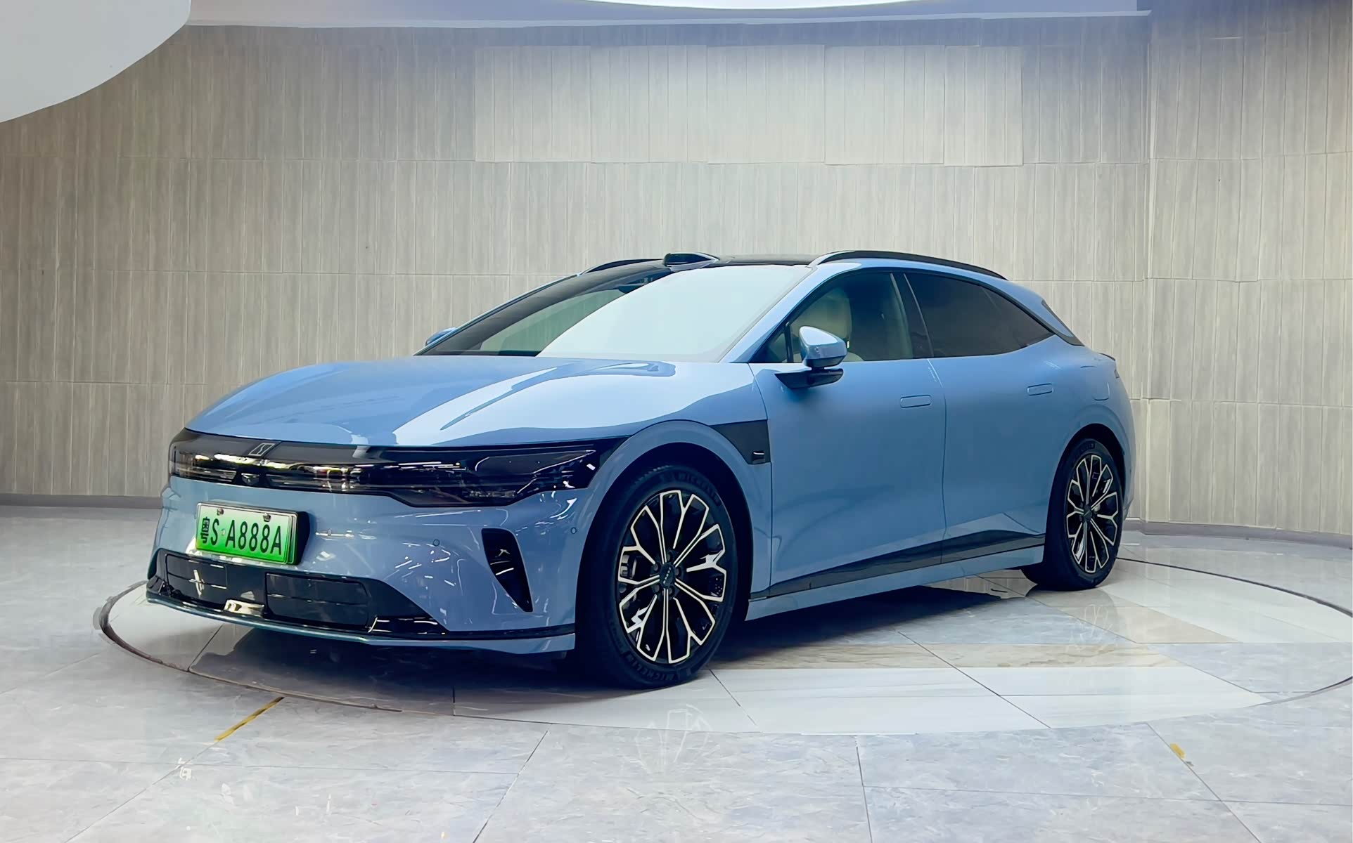 Zeekr 007GT