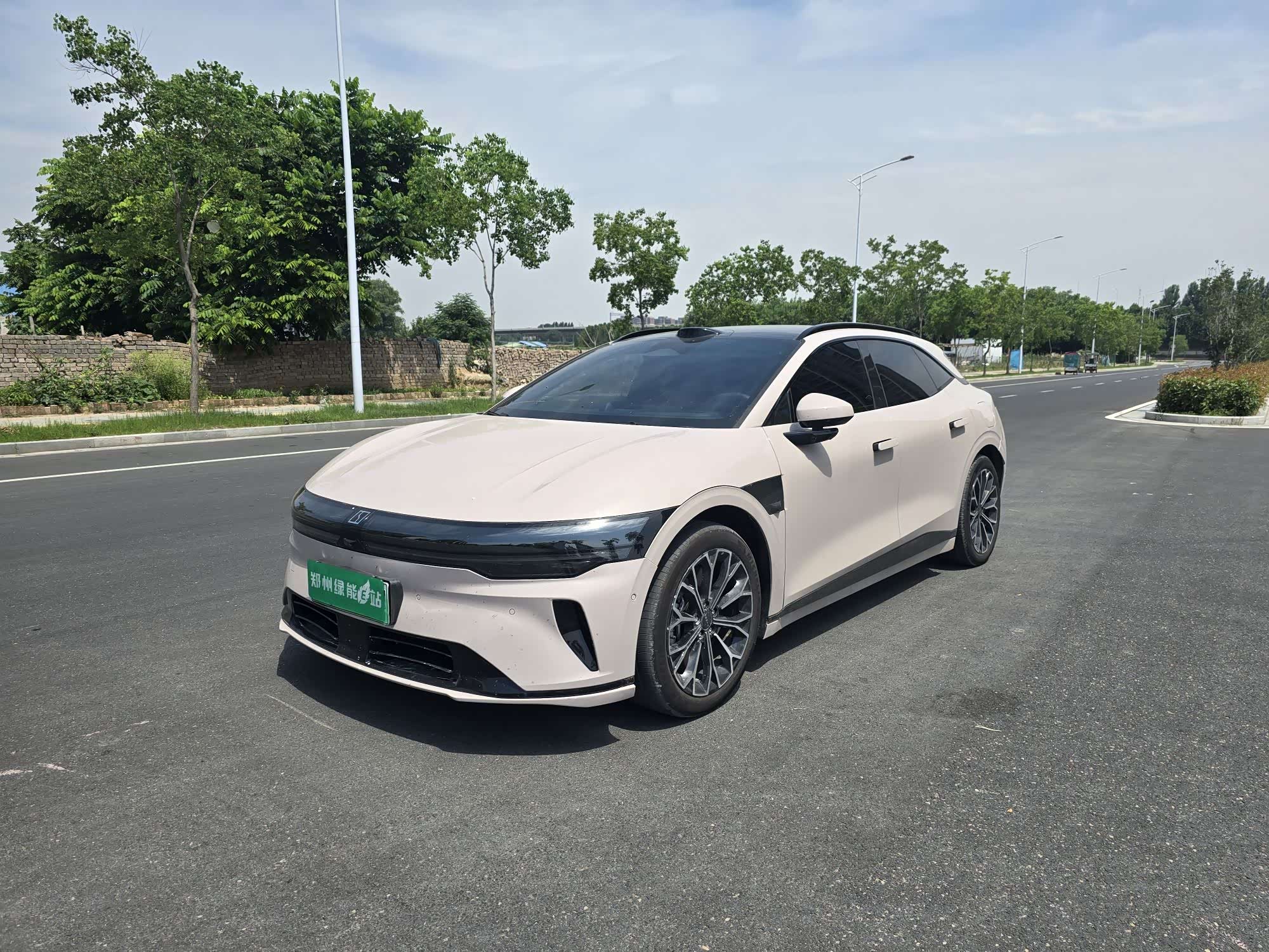 Zeekr 007GT