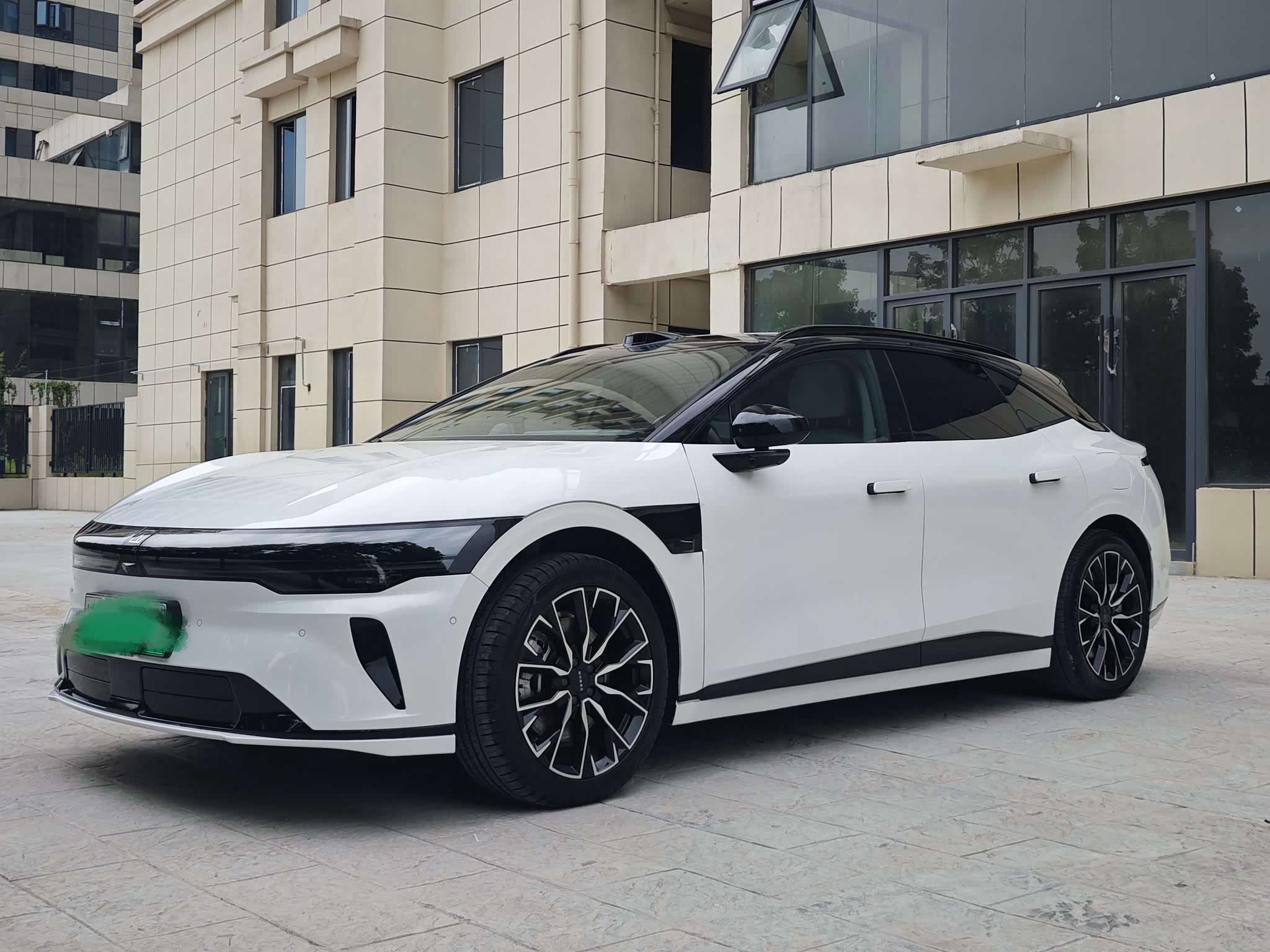 Zeekr 007GT