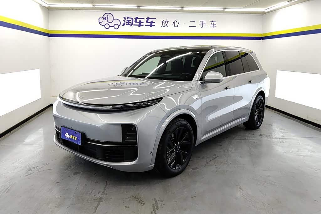 LiXiang L8