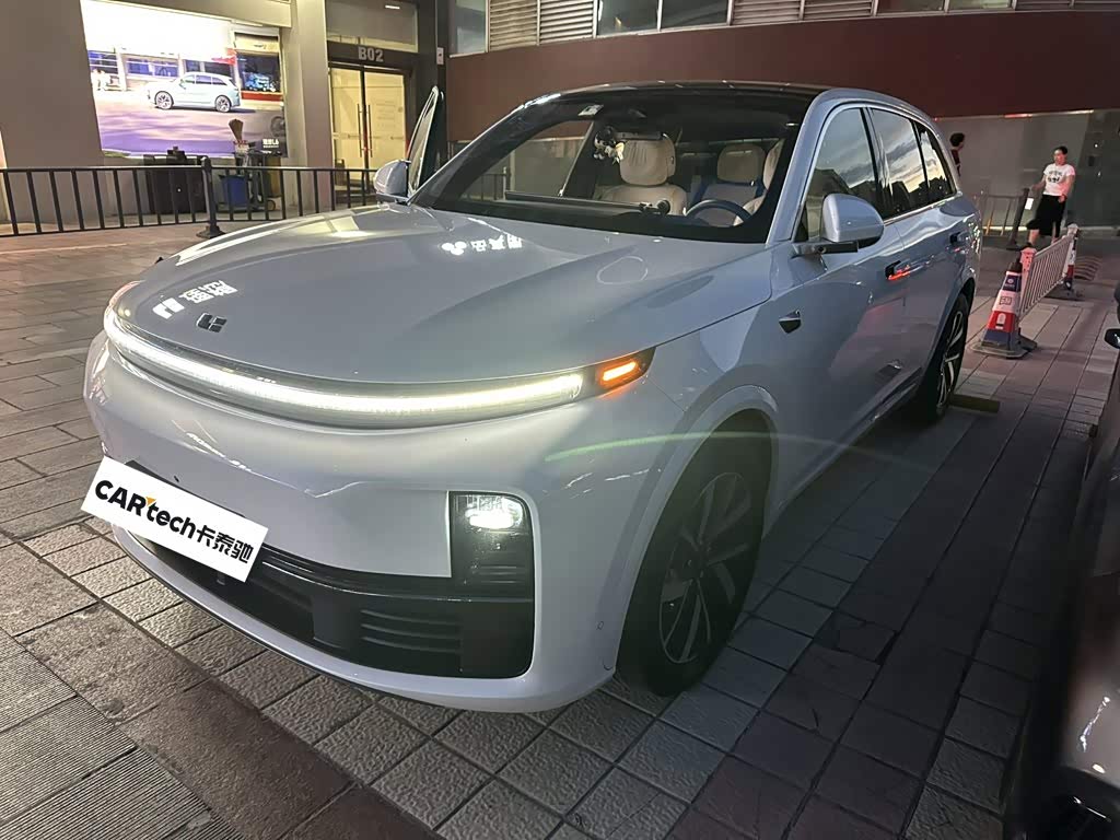 LiXiang L7