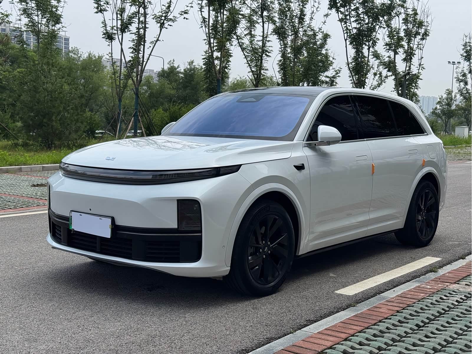 LiXiang L7