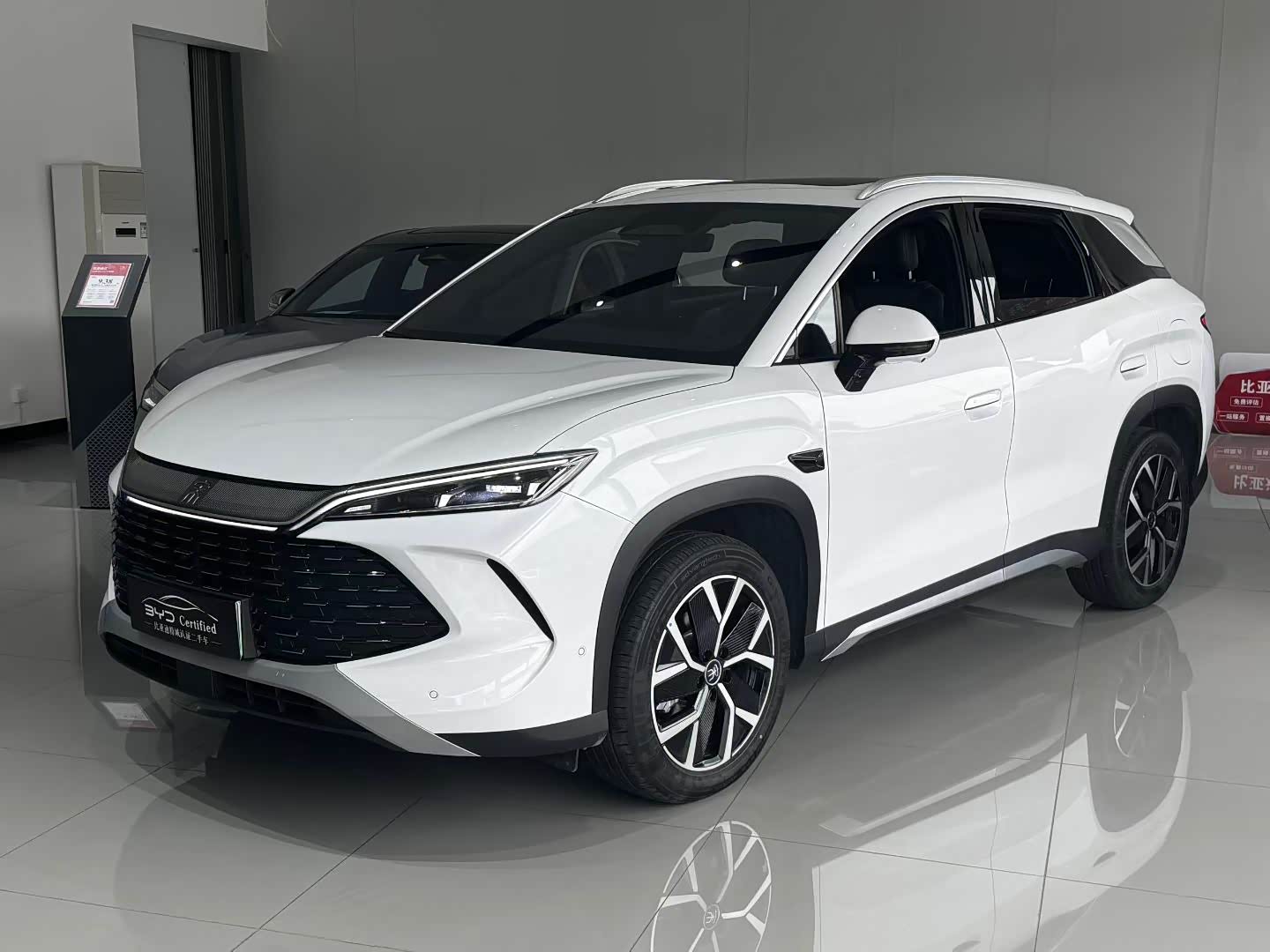 BYD Song L