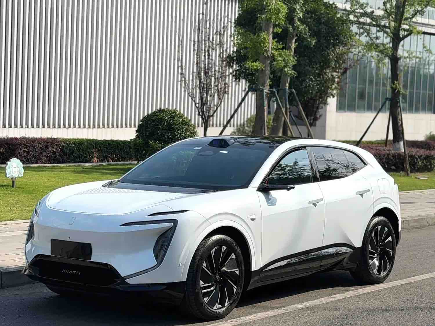 Avatr 07