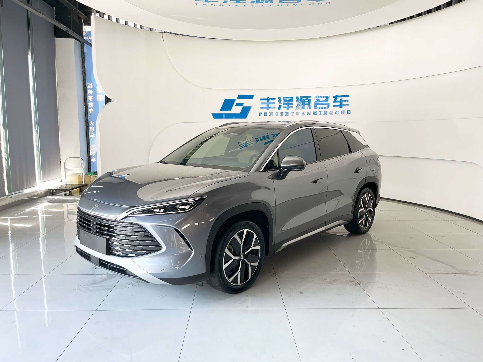BYD Song L