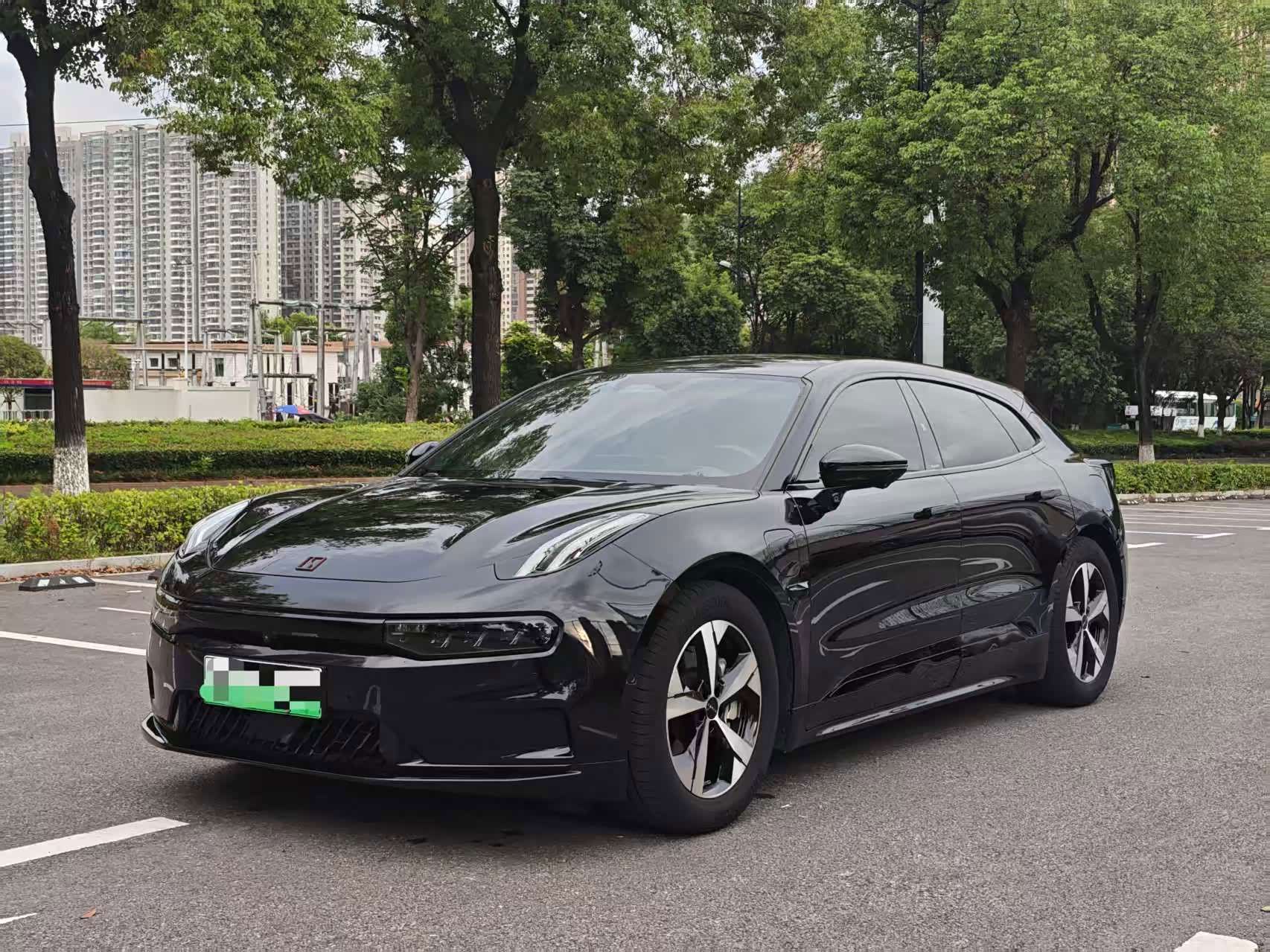 Zeekr 001