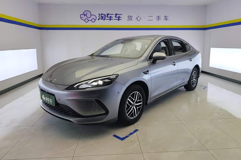 BYD Seal 05