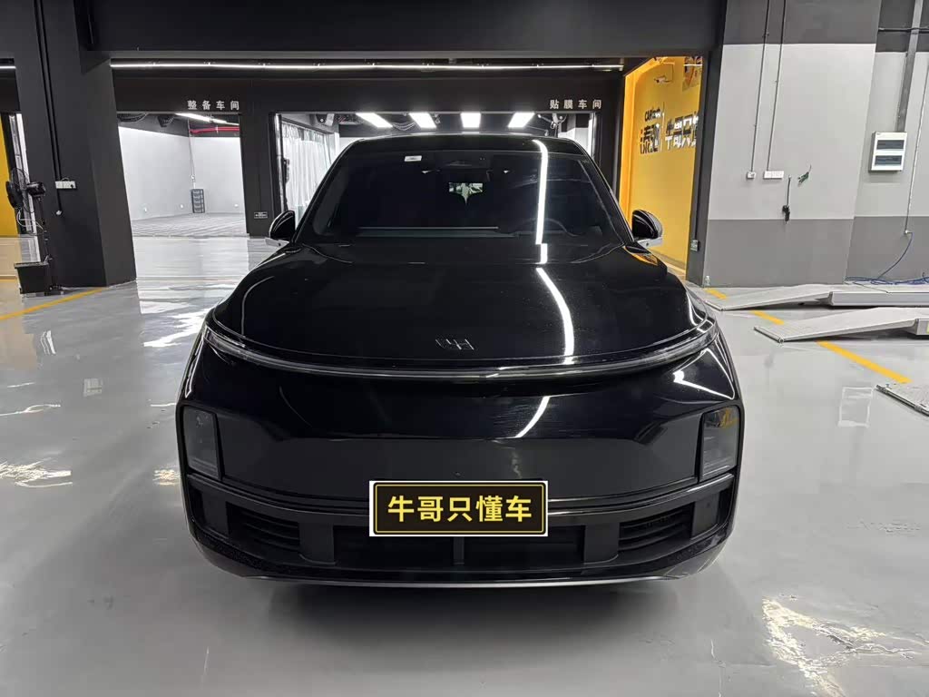 LiXiang L8