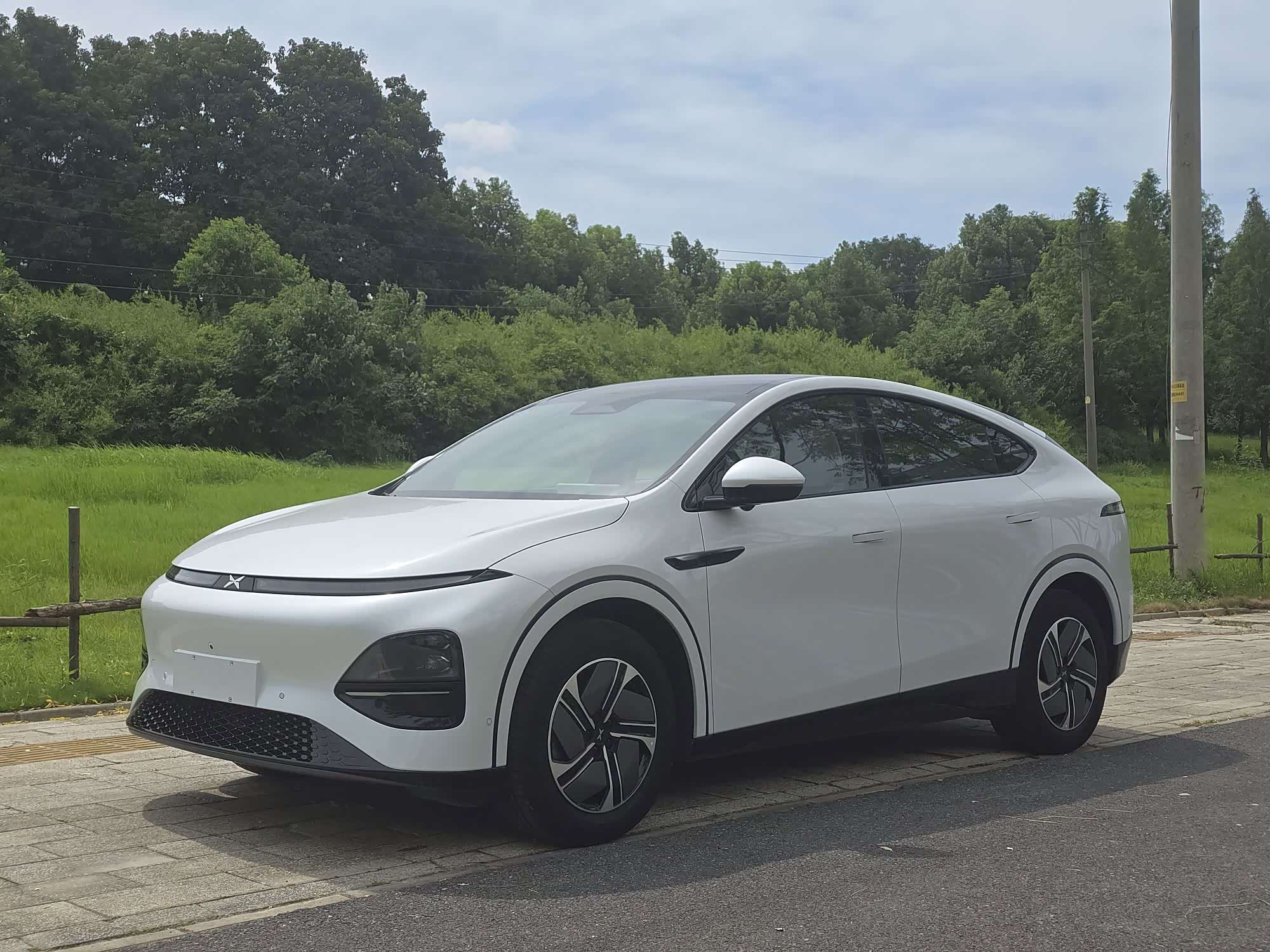 Xpeng G6