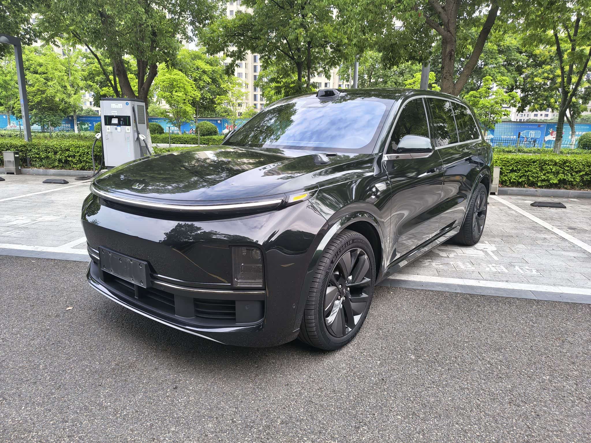 LiXiang L9