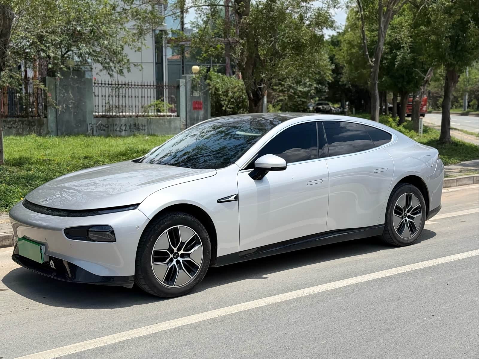Xpeng P7