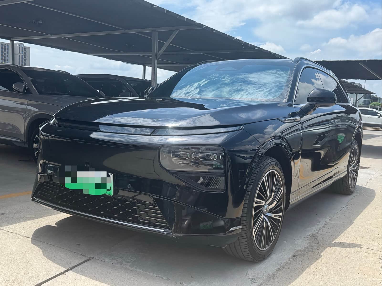 Xpeng G9