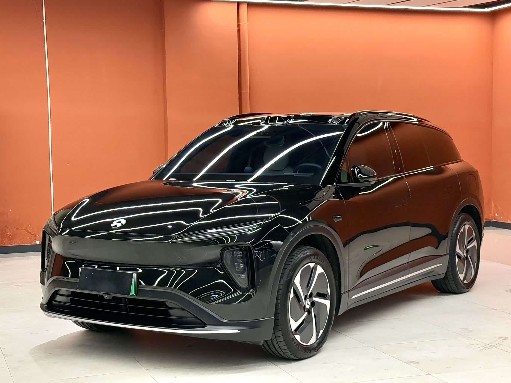 NIO ES6