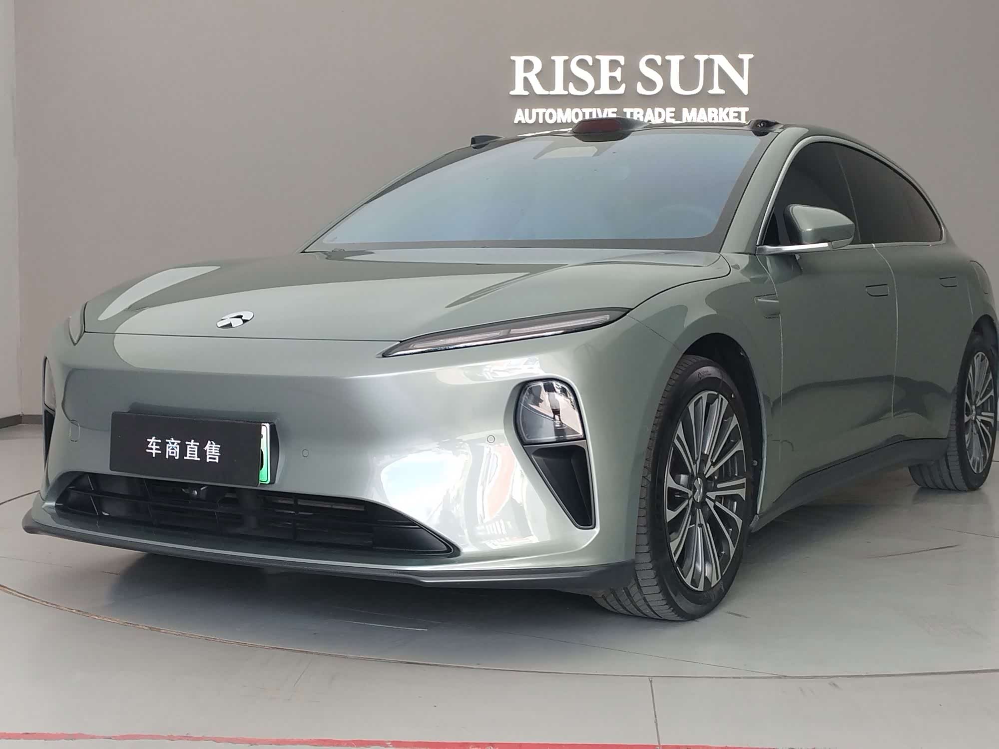 NIO ET5T