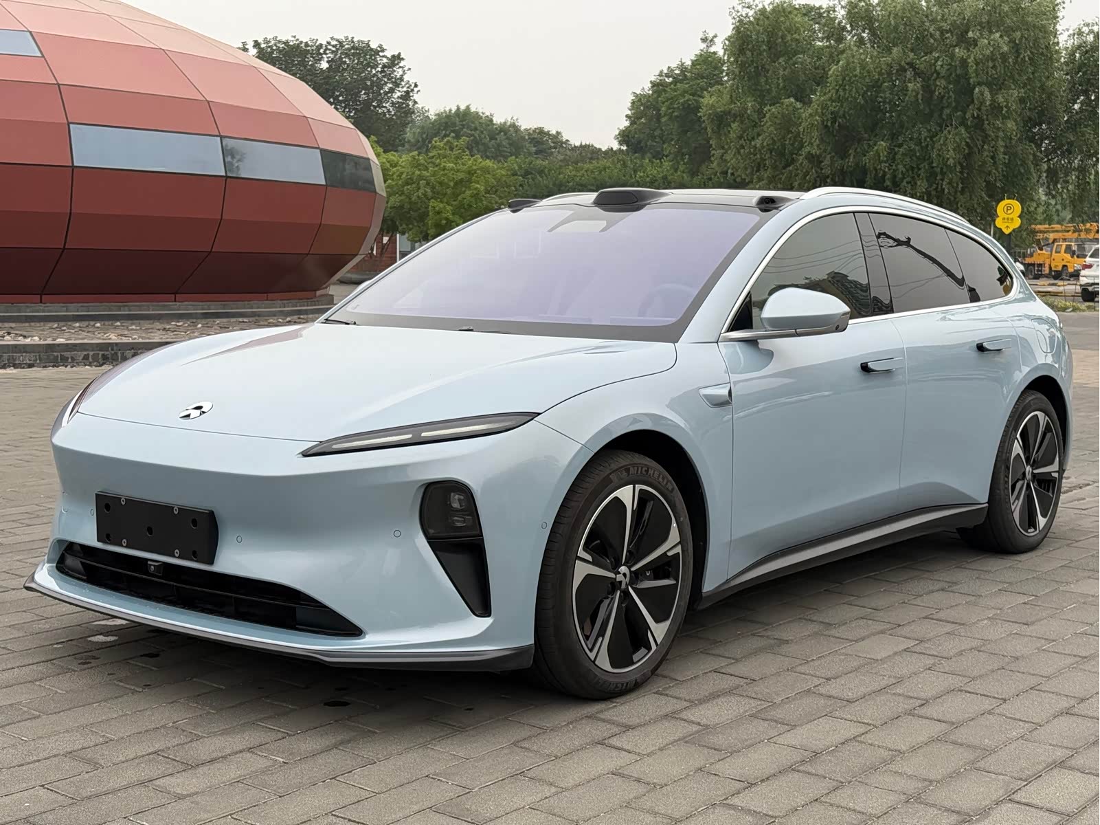 NIO ET5T