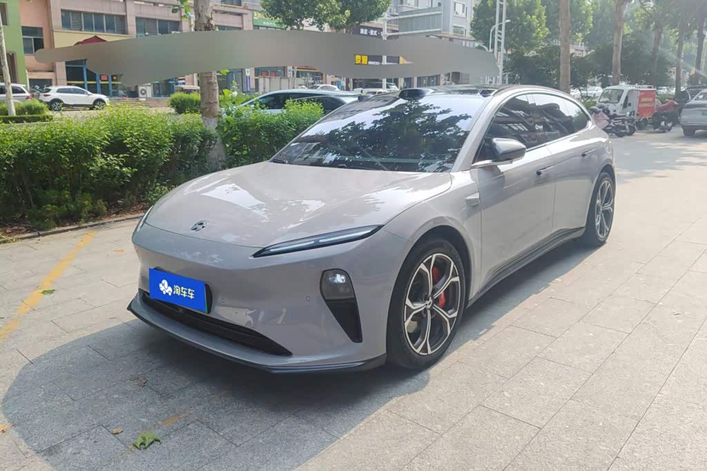 NIO ET5T