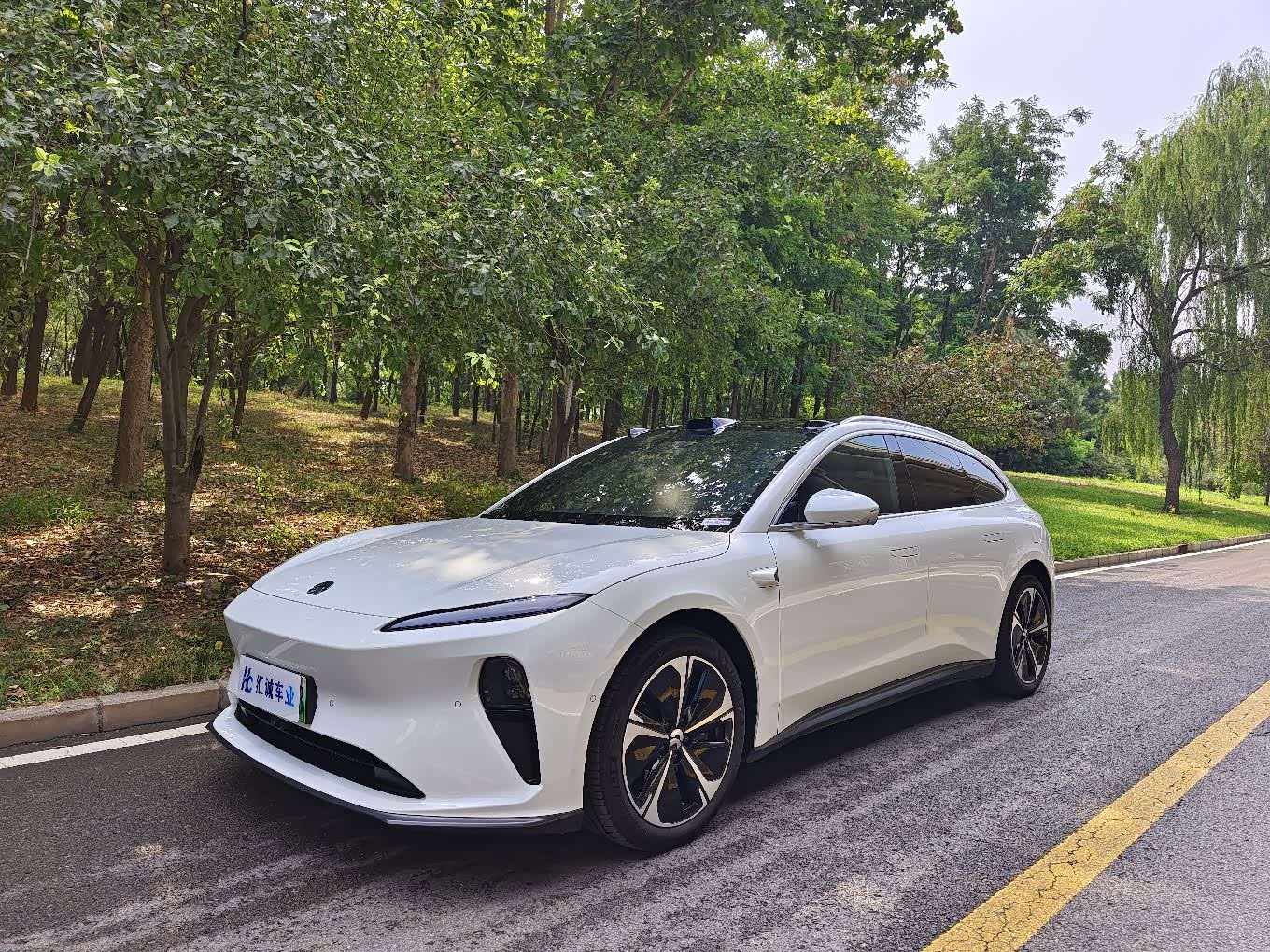 NIO ET5T