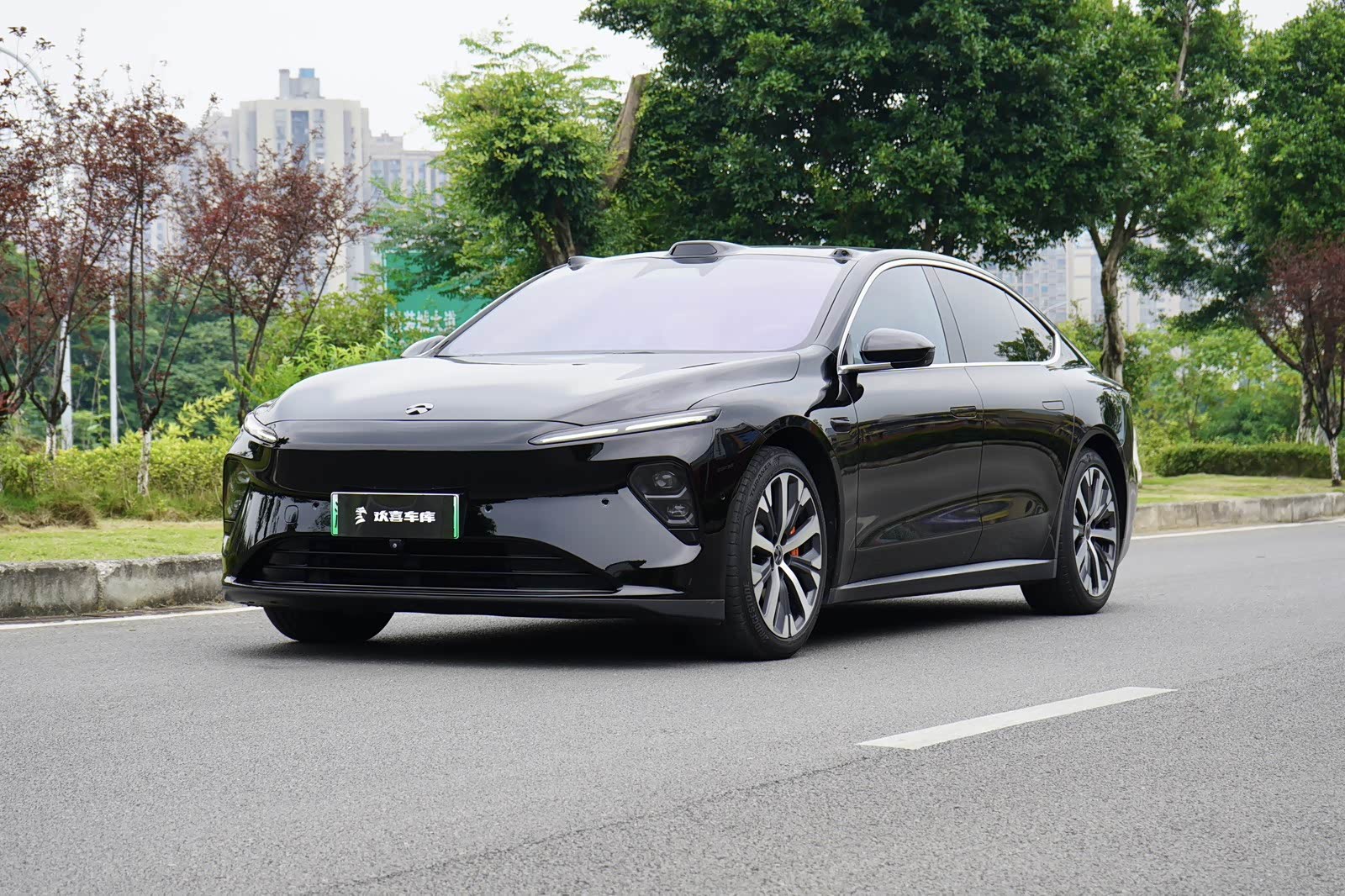 NIO ET7