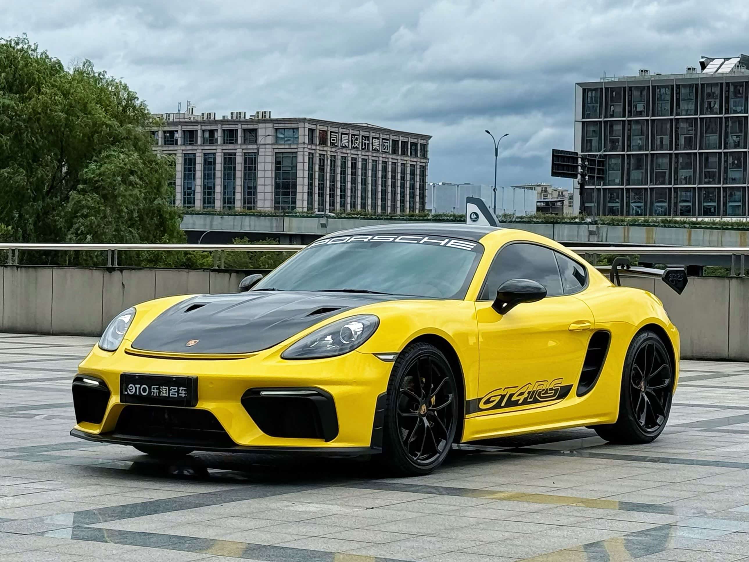 Porsche 718