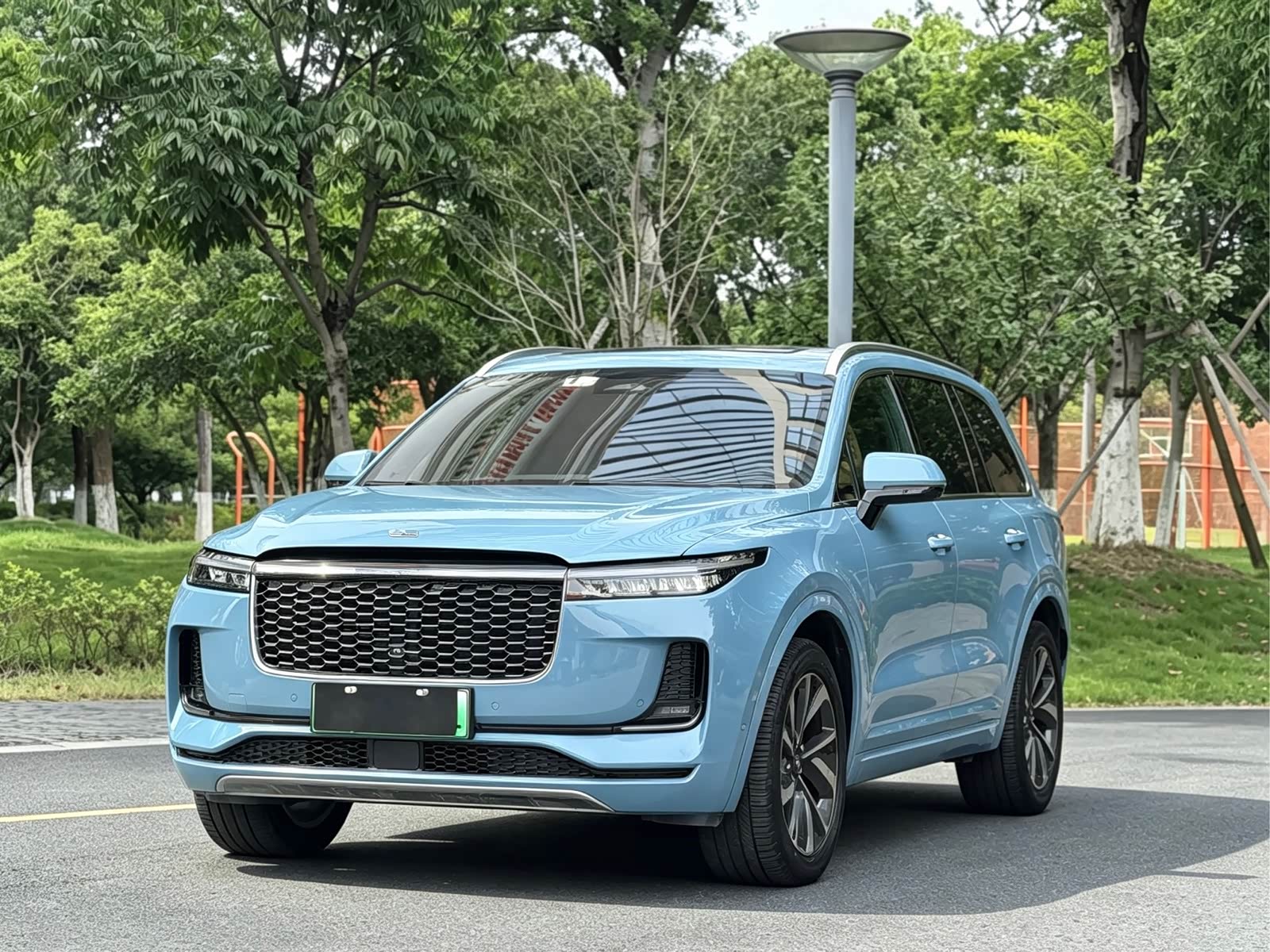 LiXiang ONE