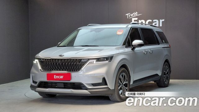 Kia Canival, Серебристый