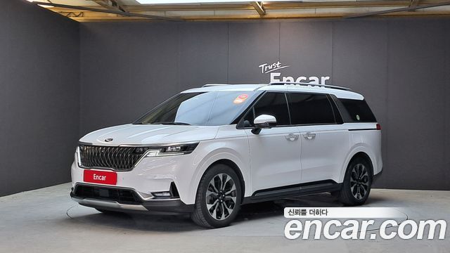 Kia Canival, Белый