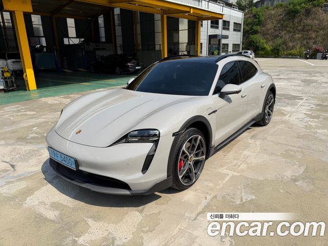Porsche Taycan, 은하색