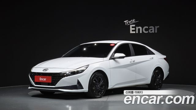 Hyundai AVANTE, Белый