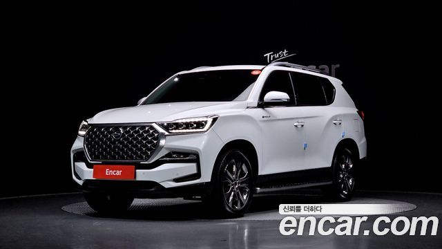 KG Mobility Rexton, Белый