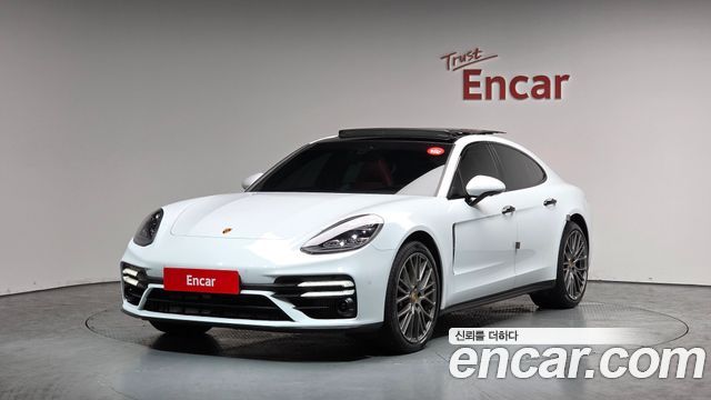 Porsche Panamera, Белый