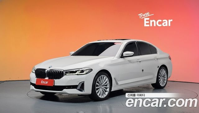 BMW 5-Series, Белый