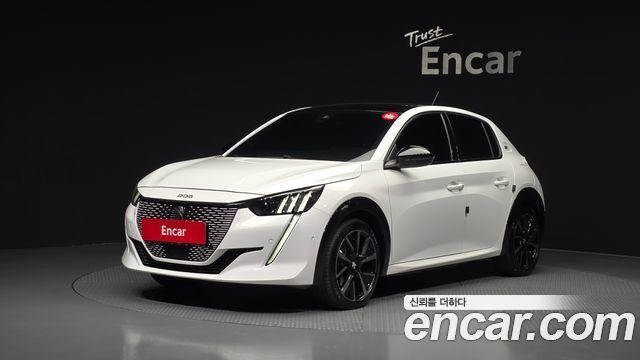 Peugeot 208, Белый