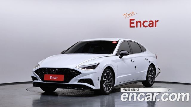 Hyundai Sonata, Белый