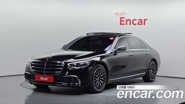 Mercedes-Benz S-Class, Чёрный